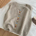 Maribela – Gilet in maglia con bottoni — 9