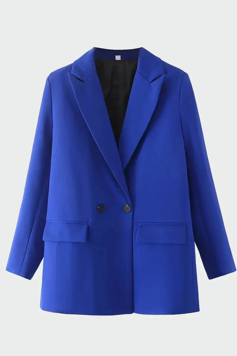 Cappotto oversize dalle linee moderne — 1