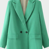 Cappotto oversize dalle linee moderne — 2
