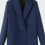 Cappotto oversize dalle linee moderne — 12
