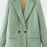 Cappotto oversize dalle linee moderne — 13