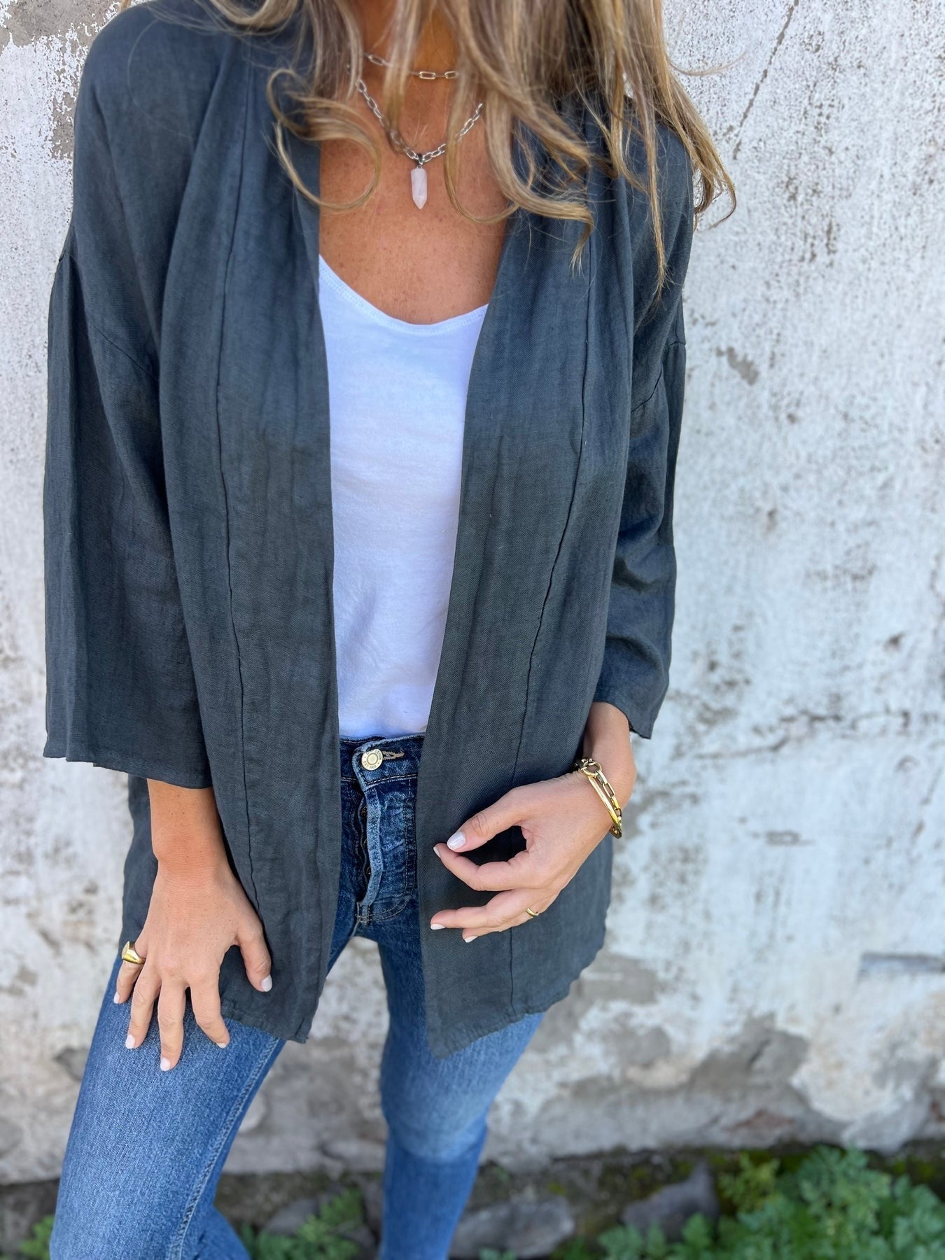 Cardigan in lino con volant — 10