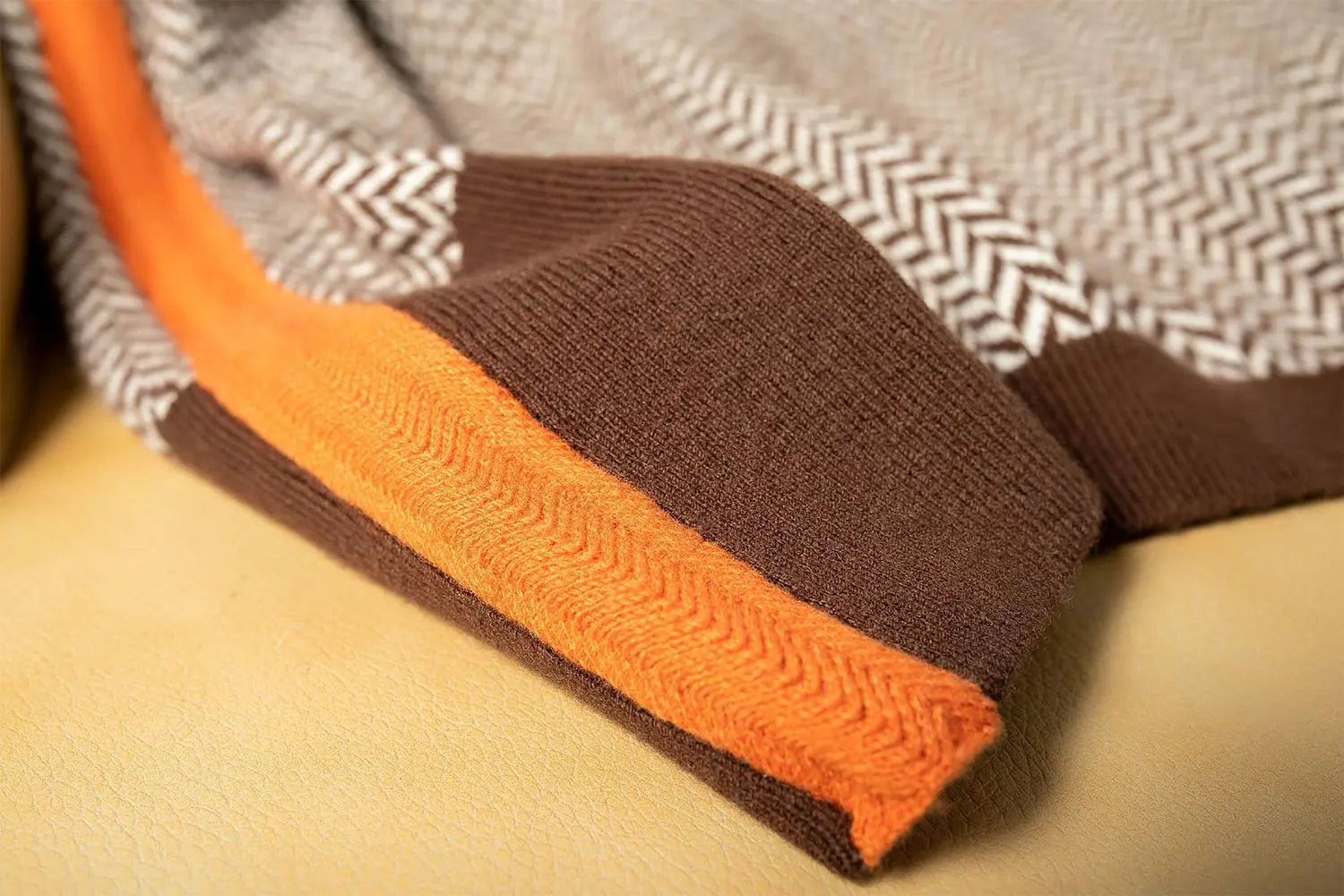 Emma | Maglione a righe — 7