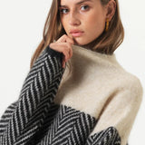 Adelie | Maglione dolcevita premium realizzato in maglia fine — 6