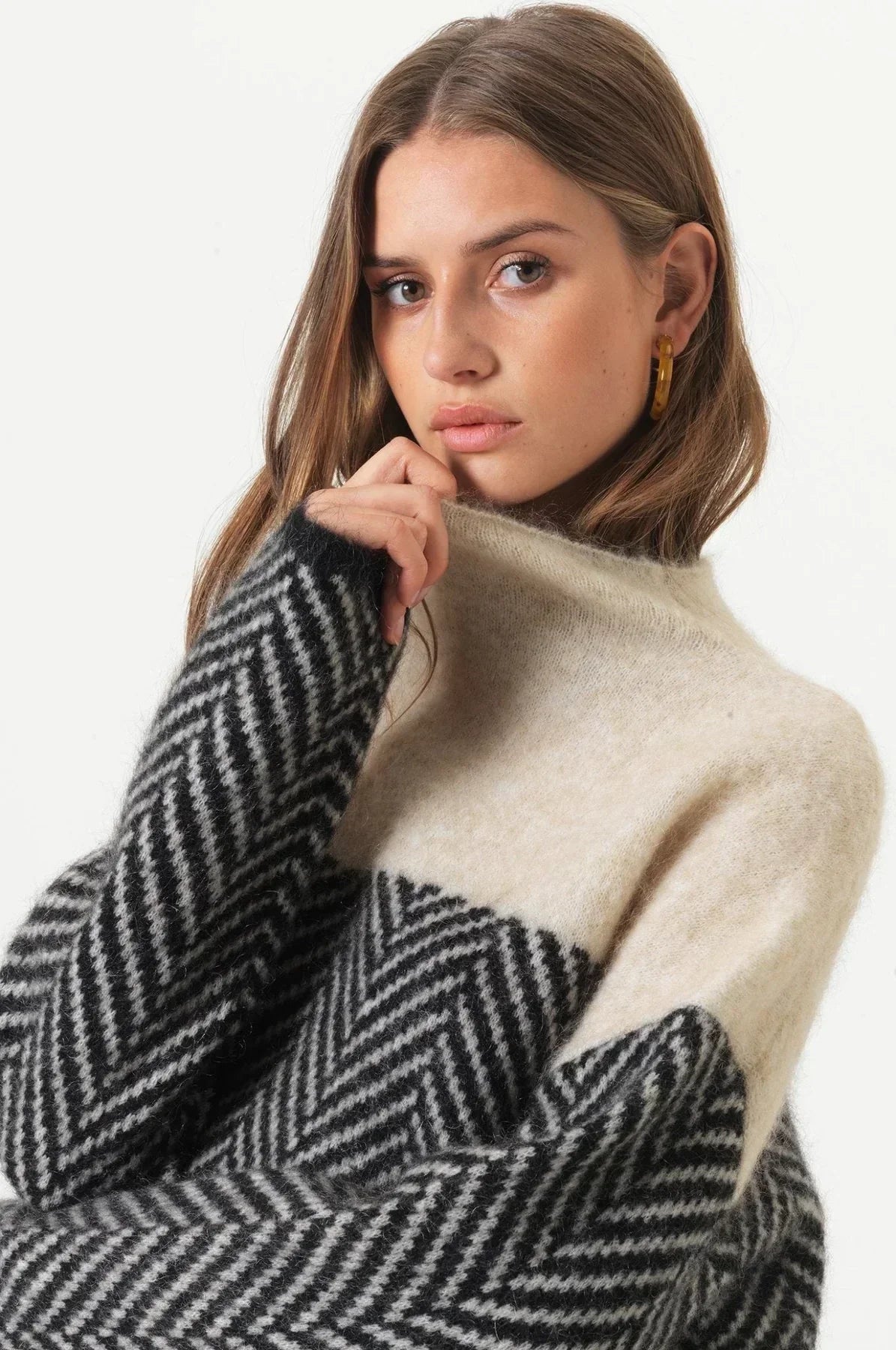 Adelie | Maglione dolcevita premium realizzato in maglia fine — 6