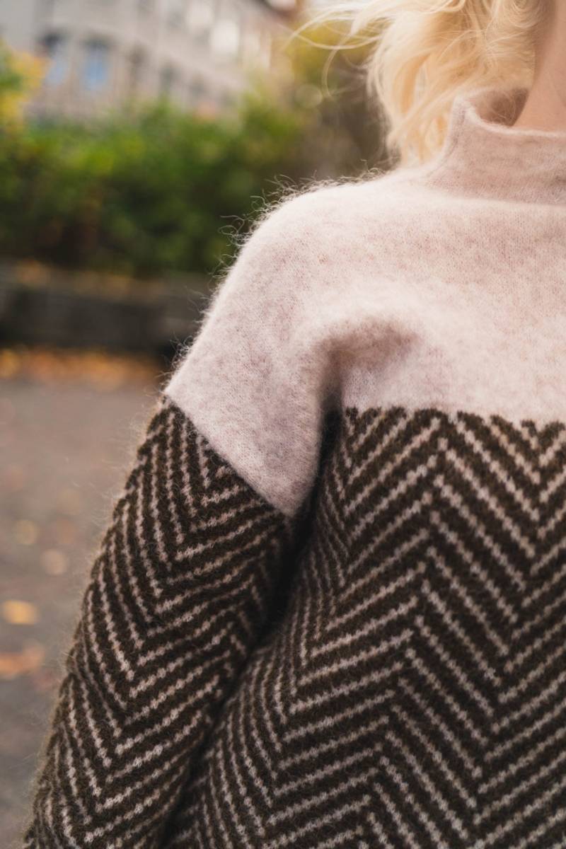 Adelie | Maglione dolcevita premium realizzato in maglia fine — 8