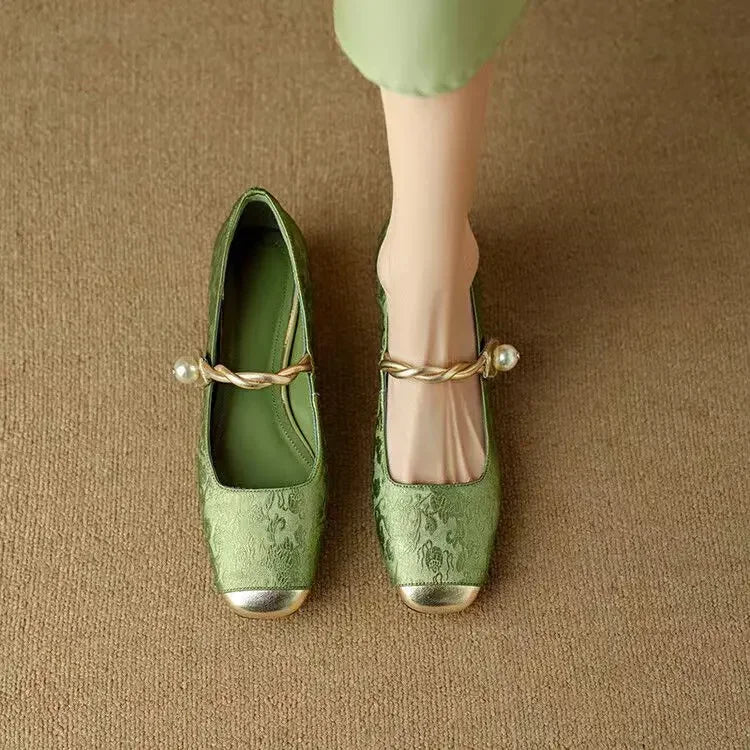 Tilda – Scarpe classiche con cinturino dal look elegante — 2