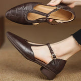Carla – Scarpe classiche con barra a T in pelle con dettaglio intrecciato — 4