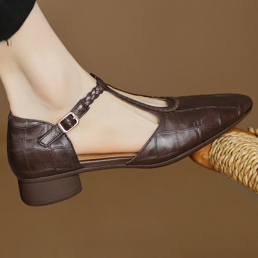 Carla – Scarpe classiche con barra a T in pelle con dettaglio intrecciato — 5