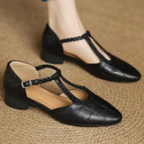 Carla – Scarpe classiche con barra a T in pelle con dettaglio intrecciato — 8