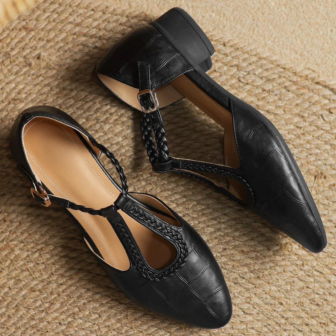 Carla – Scarpe classiche con barra a T in pelle con dettaglio intrecciato — 12