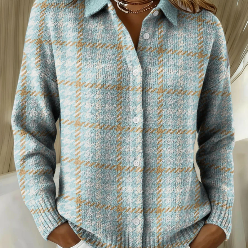 Clara | Cardigan in maglia a quadri celeste con bottoni — 1