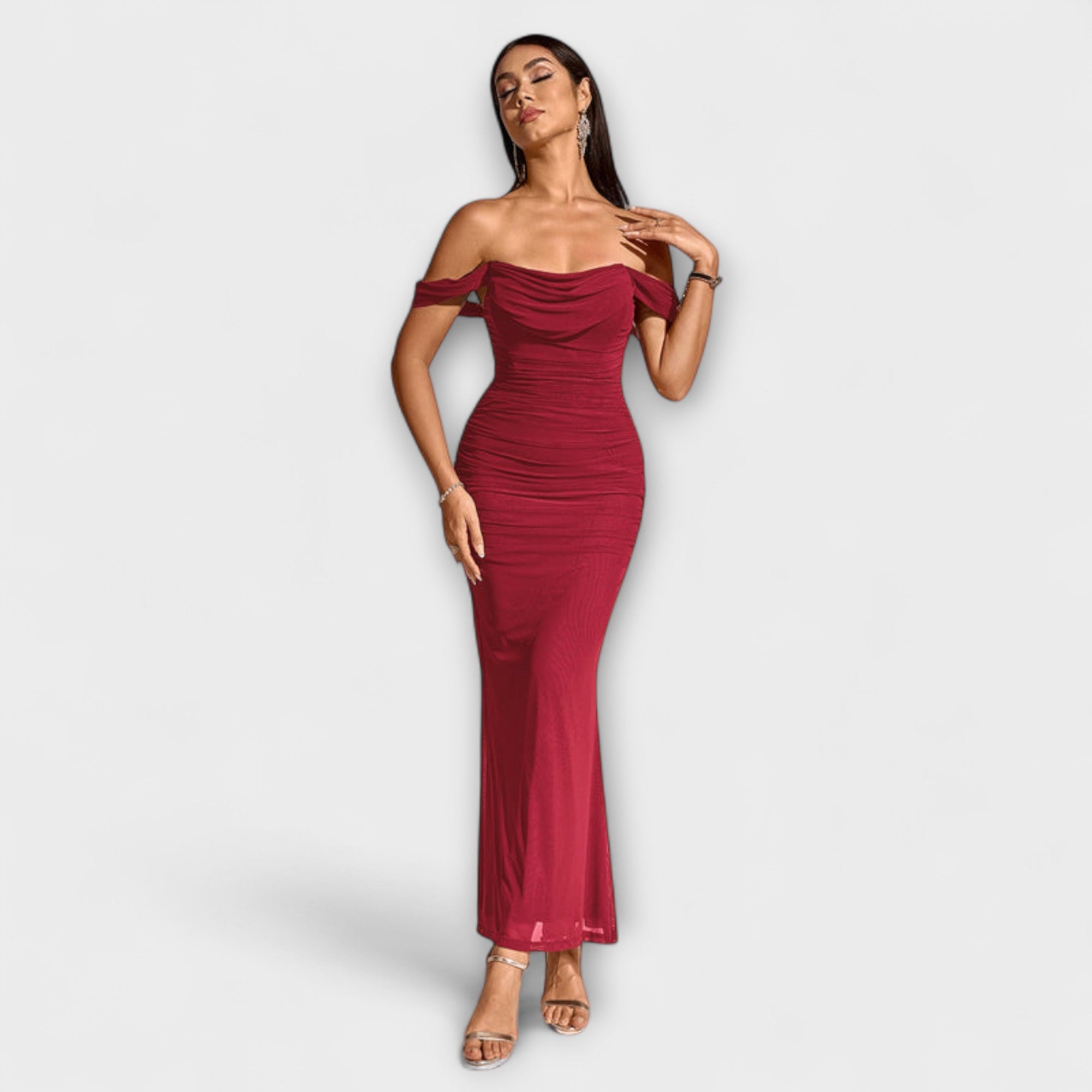 Solveig | vestito aderente con volant e spalle scoperte — 7