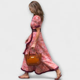 Ursula | Elegante maxi abito rosa con maniche corte — 3