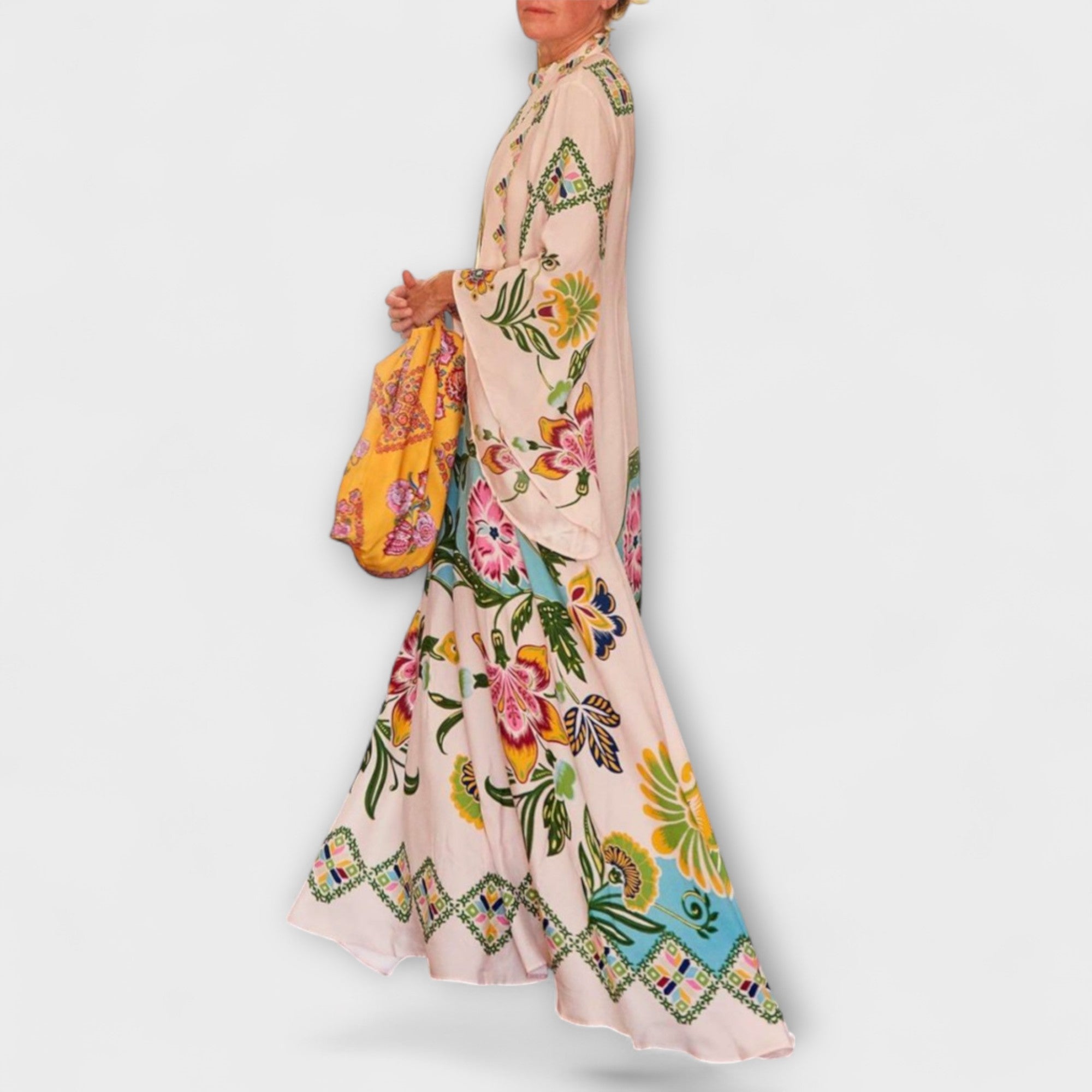 Wiebke | Abito lungo elegante con stampa floreale e design fluido — 5