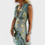 Margaretha | Abito fluido con scollo a V e dettagli in paillettes — 2