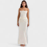 Lina | Maxi abito in raso drappeggiato con spalle scoperte — 5