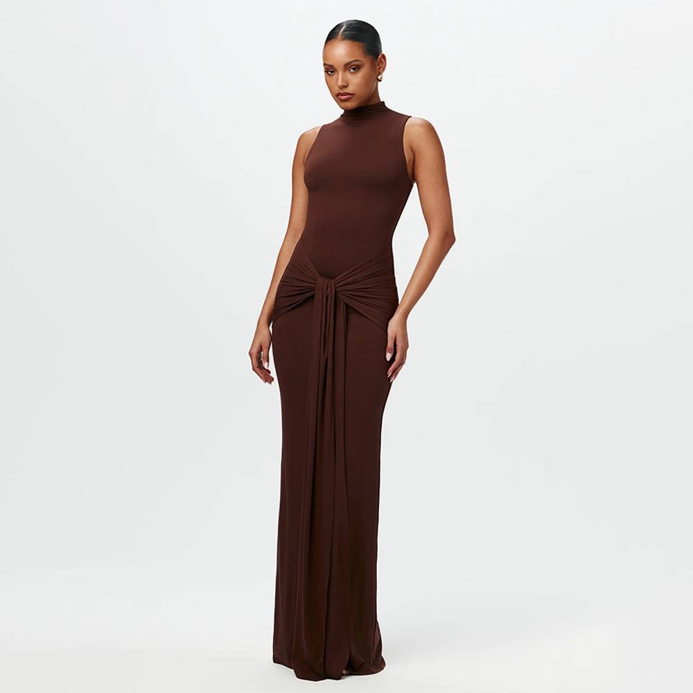 Helga | Maxi abito annodato chic realizzato in chiffon fluido — 1