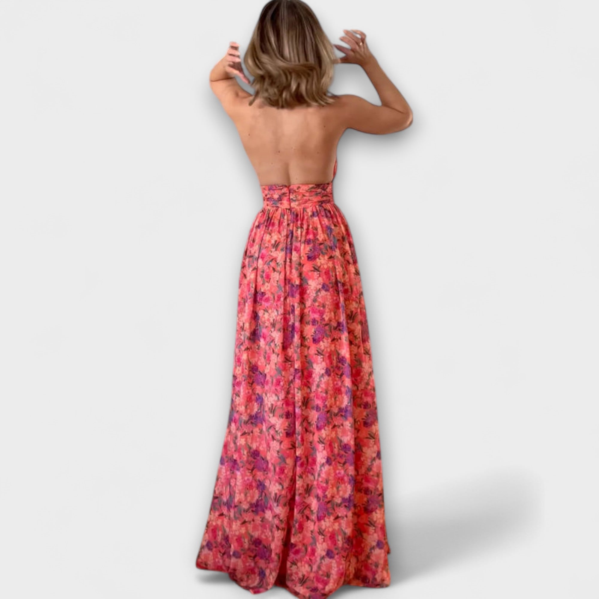 Carolin | Abito maxi con schiena scoperta e motivo floreale — 2