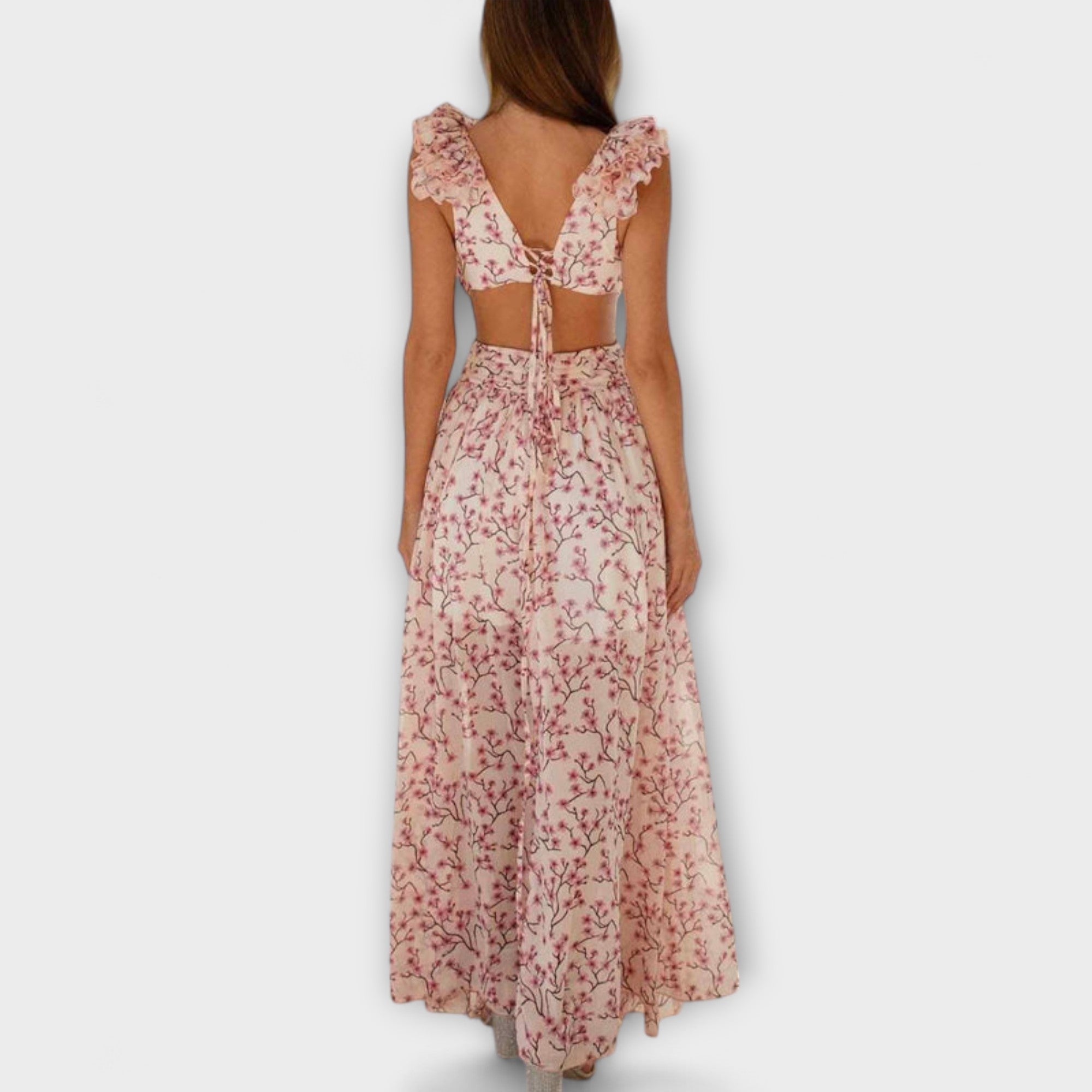 Tanja | Abito maxi con orli a volant e dettagli cut-out — 2