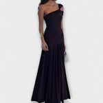 Rike | Abito maxi attillato con spalle scoperte — 1