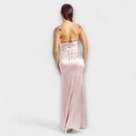 Lia | Abito in satin decorato con spalline allacciate sul retro — 6