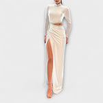 Ruth | Abito bianco a maniche lunghe con vita ritagliata e dettagli in strass — 1
