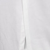 Ruth | Abito bianco a maniche lunghe con vita ritagliata e dettagli in strass — 2