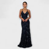 Anneliese | Maxi abito con scollo a V e paillettes senza schienale — 1