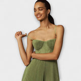Margaretha | Abito midi con gonna a pieghe realizzato in tulle con design bustier — 2