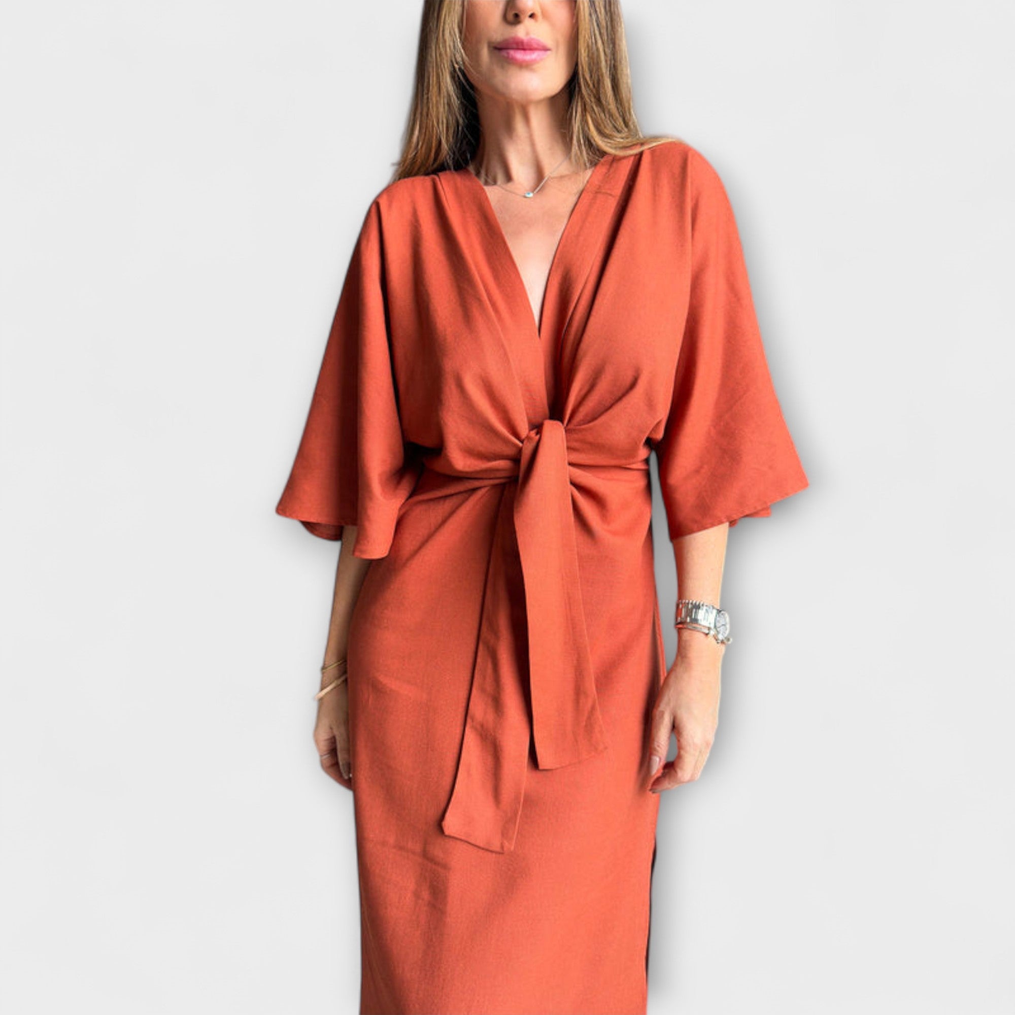 Ilse | Abito casual con scollo a V e cravatta — 3