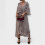 Liselotte | Abito in chiffon con scollo a V — 4