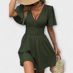 Gudrun | Abito con arricciatura in vita e scollo a V — 4