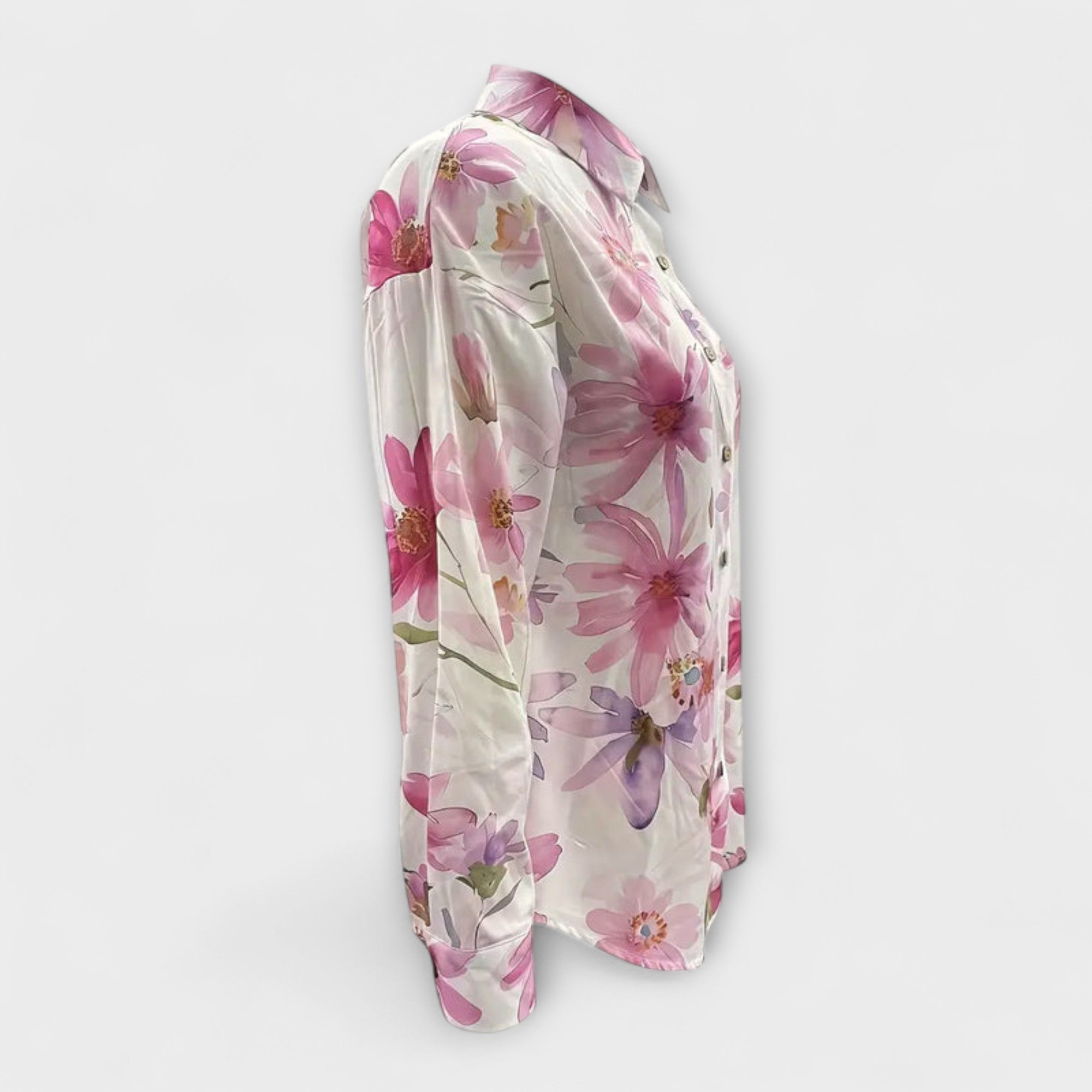 Regina | Ariosa camicetta floreale per l'estate — 3