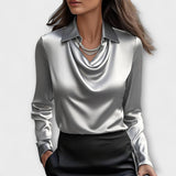 Bianca | Blusa lucida con colletto arricciato — 2