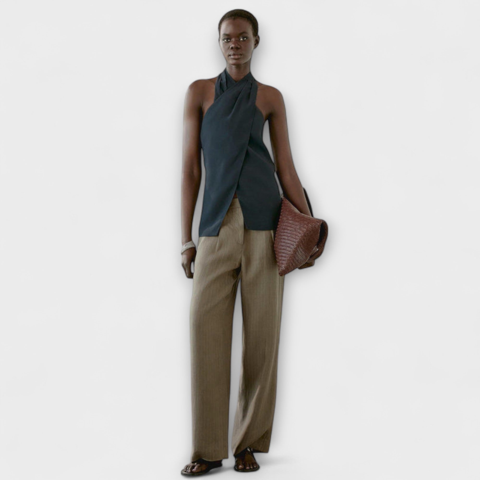 Hanna | Top blu con scollo all'americana e apertura sulla schiena — 1