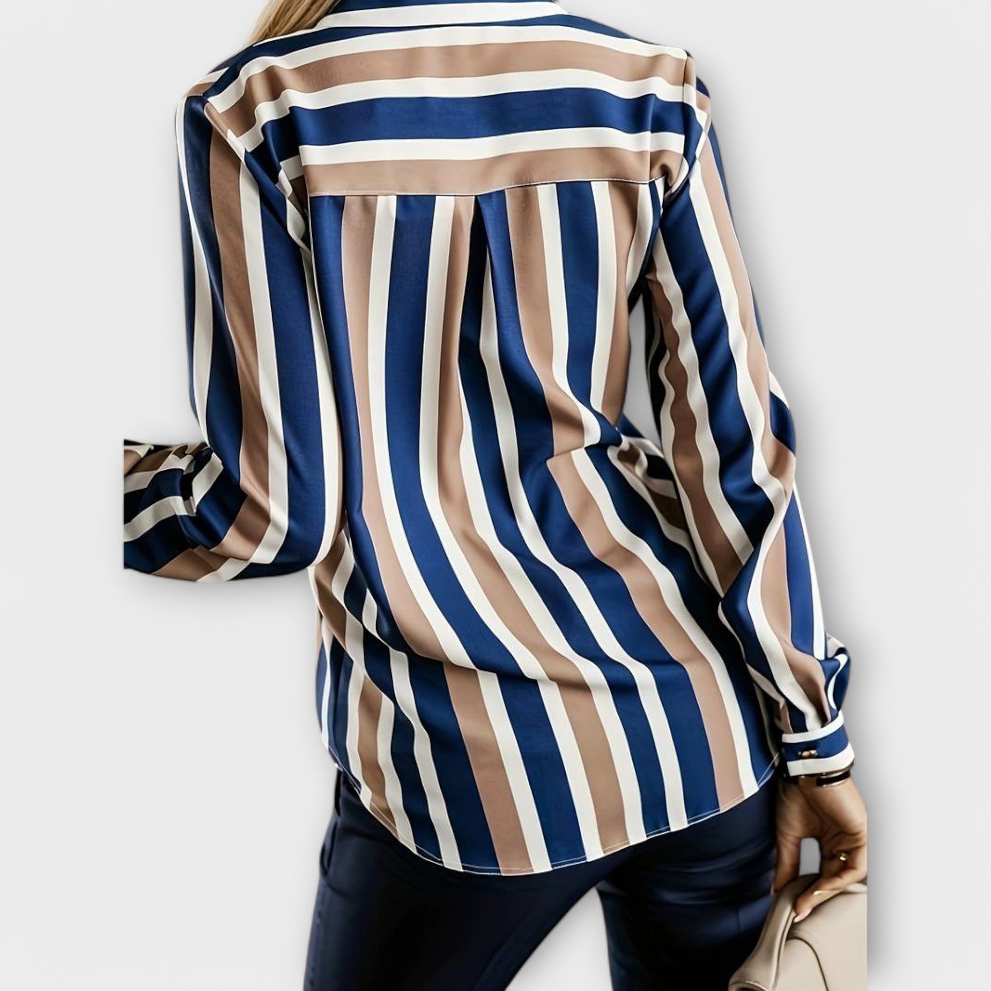 Ingrid | camicetta Stribet casual e tranquilla — 2