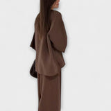 Greta | Duo top e pantaloni casual con scollo a V — 2