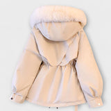 Luisa | Elegante giacca invernale Brévine con collo in pelliccia — 2