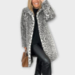Hildegard | Il cappotto leopardato — 2