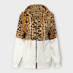 Margarete | Felpa con cappuccio in pile con disegno leopardato — 1