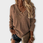 Frida | Comodo maglione con taglio a V — 4