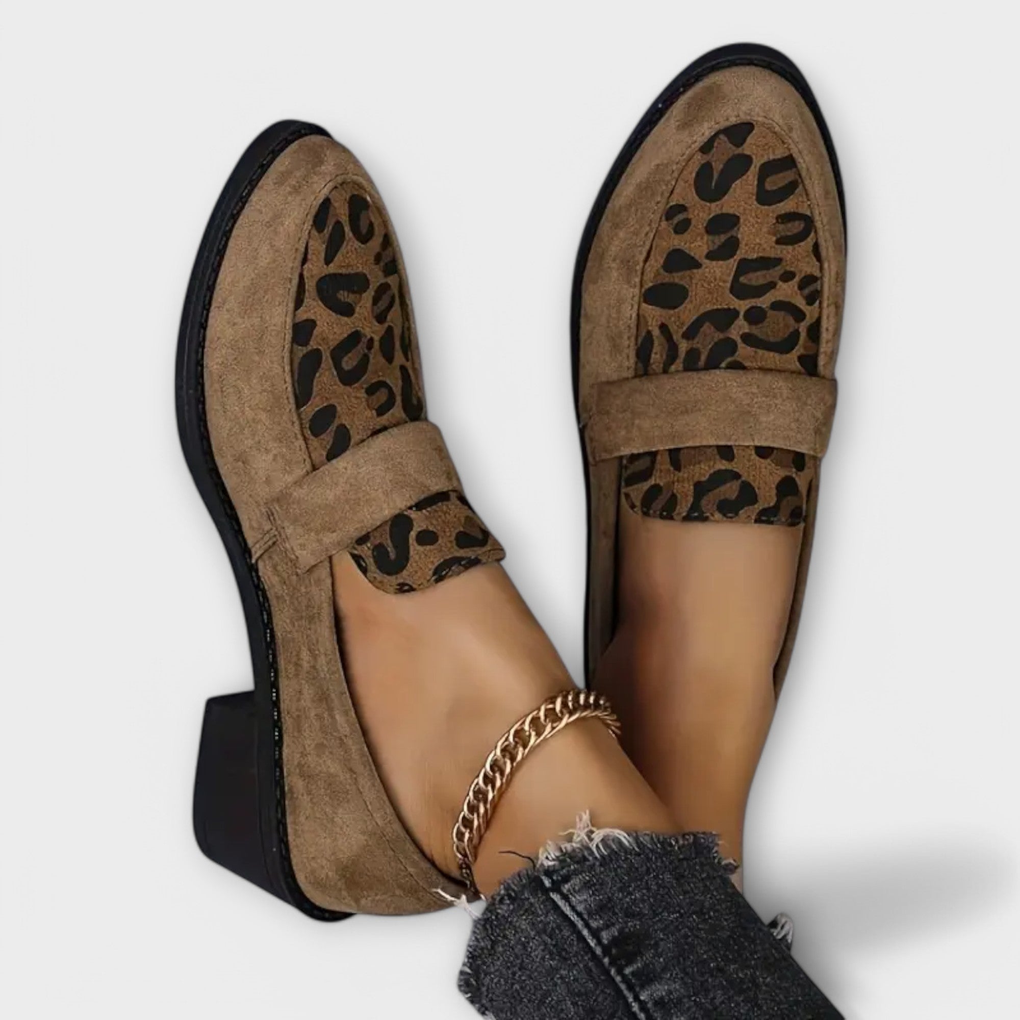 Viola | Scarpe eleganti da donna con stampa leopardata — 1