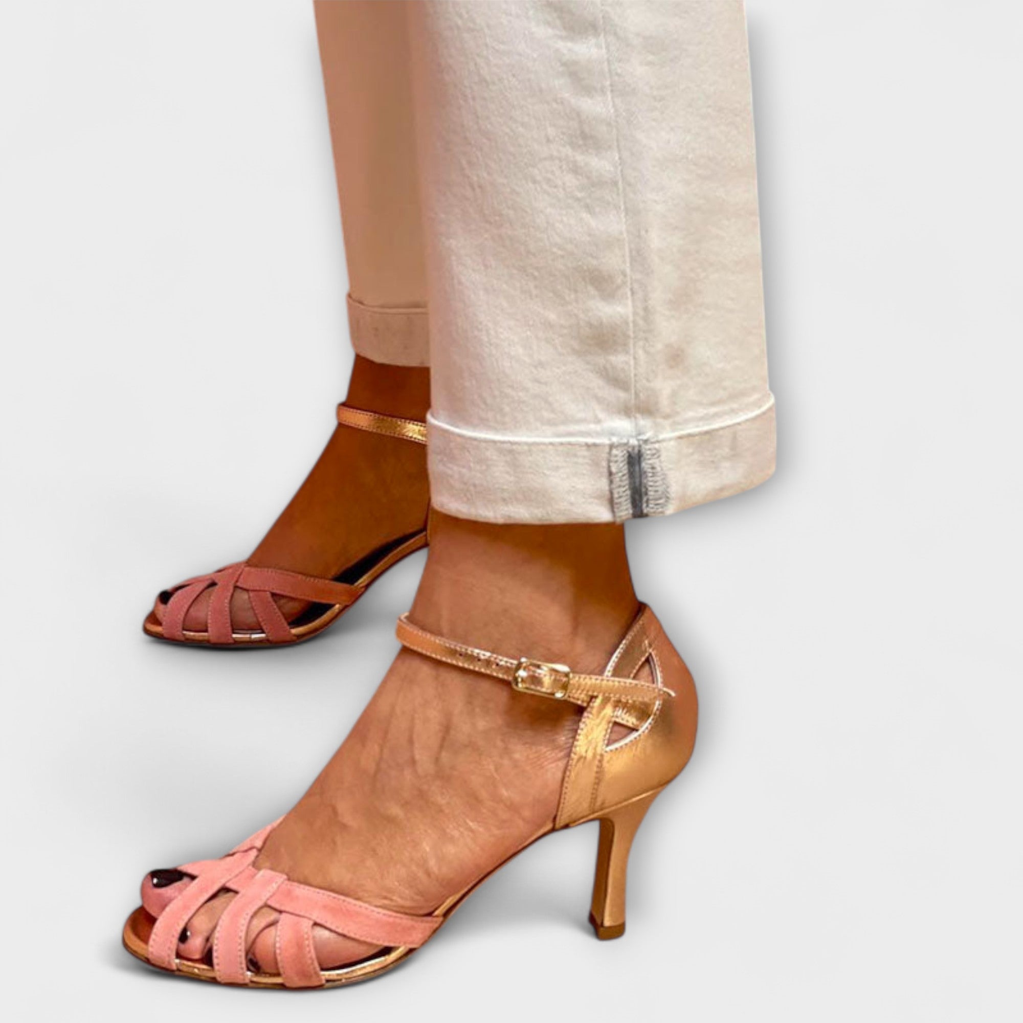 Charlotte | Glamour in oro e rosa — 2