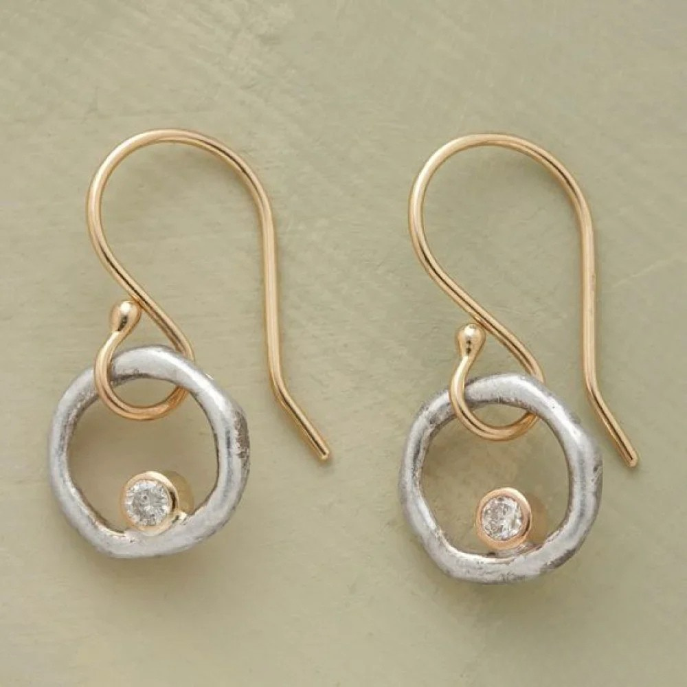 Nina | Orecchini vintage con pietre luminose — 1