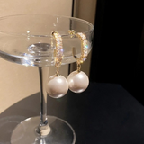 Birgit | Orecchini eleganti con accenti di perle — 5