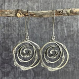 Madlen | Orecchini dal design retrò a labirinto — 1