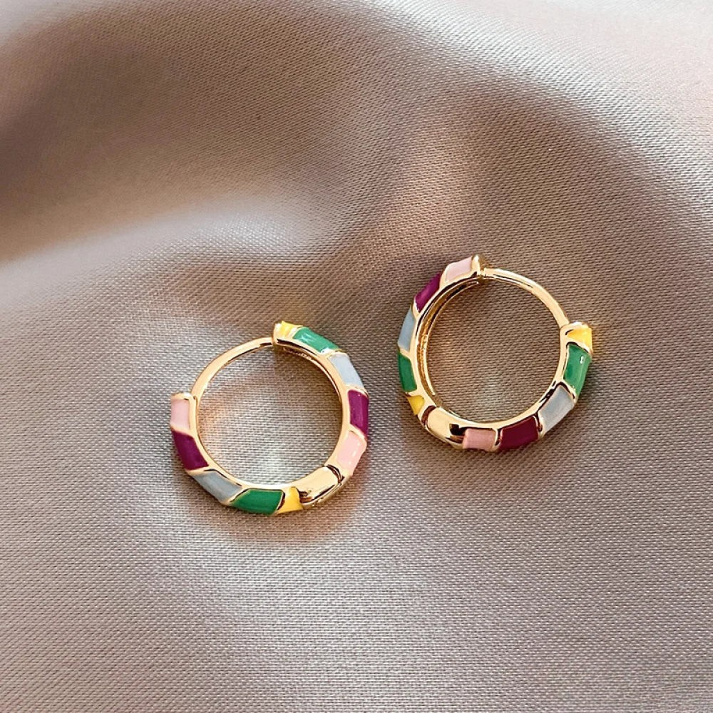 Maria | Eleganti orecchini in oro con smalti colorati — 1
