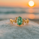Ruth | Anello in oro con agata verde e motivi a foglie — 1