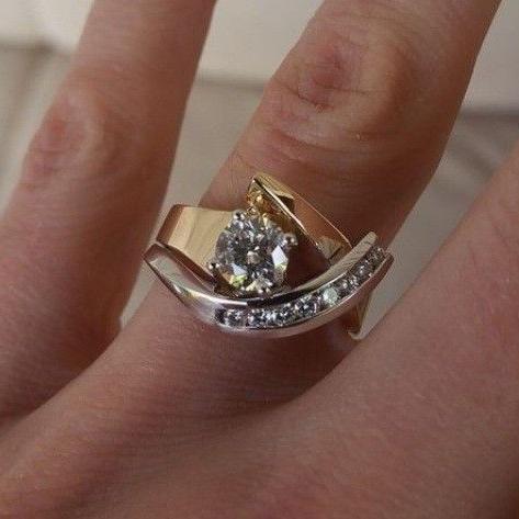 Britta | Anello vintage con diamanti irregolari — 1